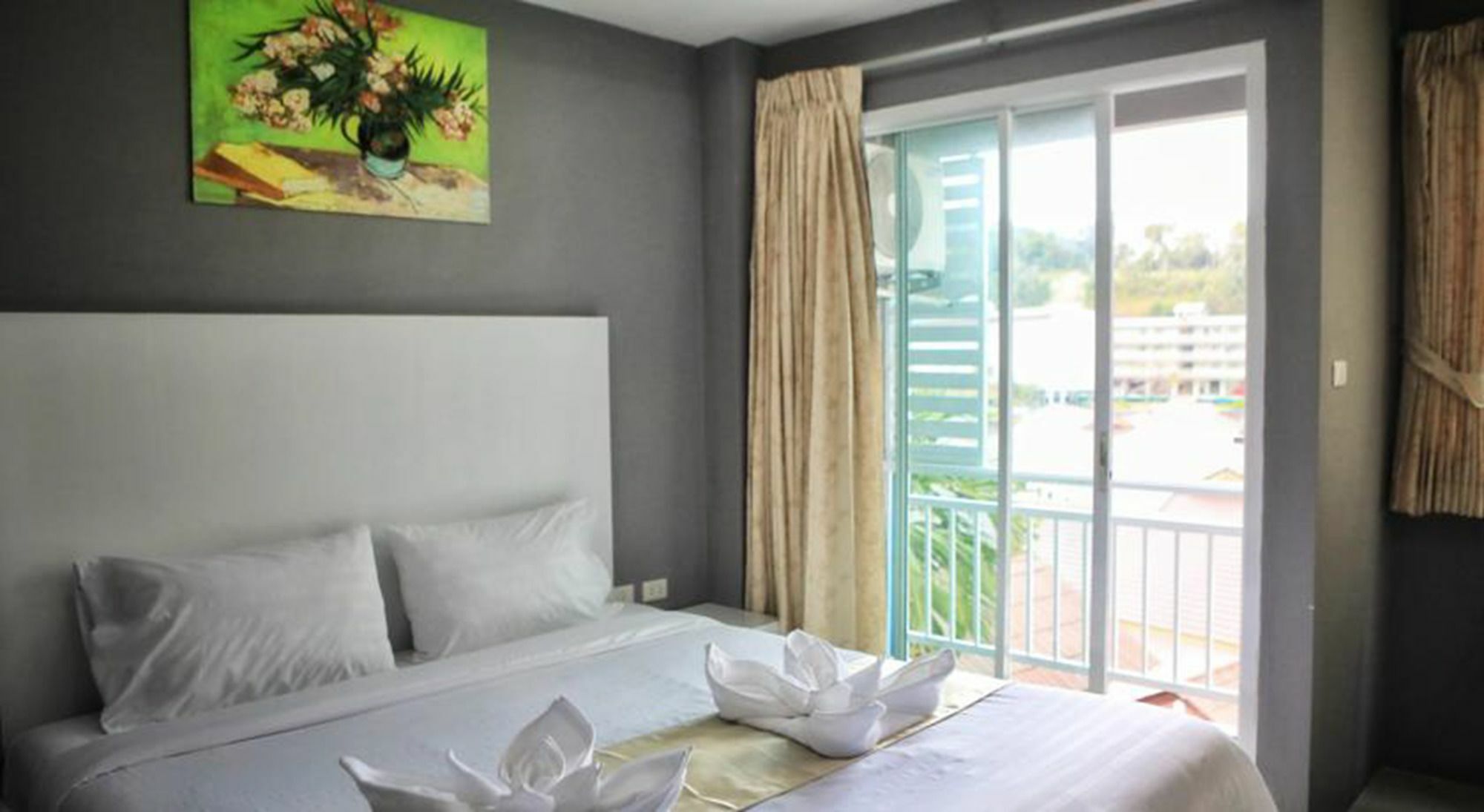 Patong Guan Chao Yin Hotel מראה חיצוני תמונה
